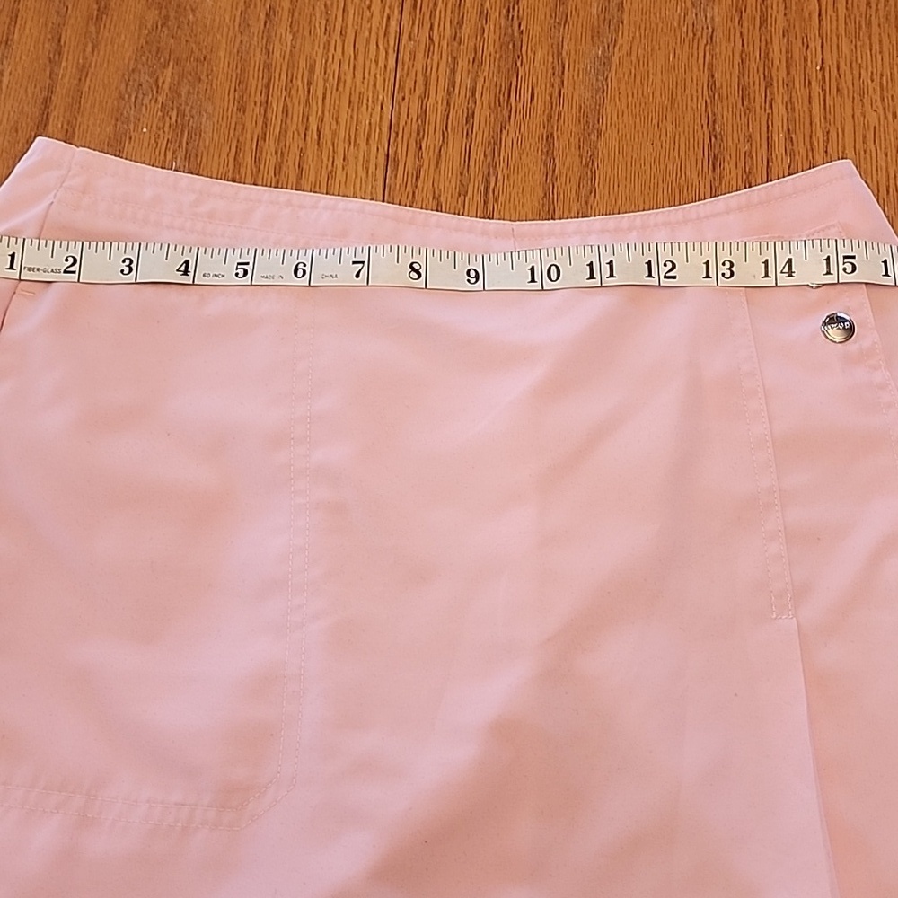 Izod Women's Pink Skorts - Picture 10 of 11